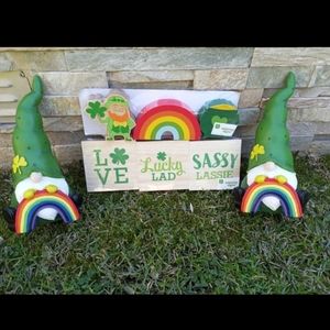 St.Patricks Table Top Decor